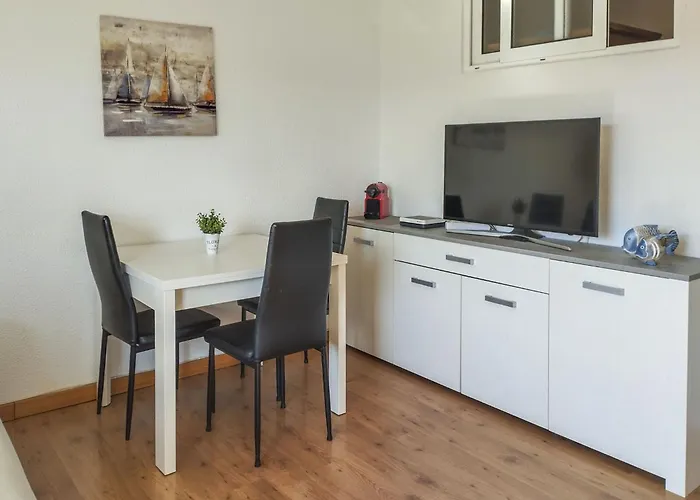 Neptuno By Interhome *